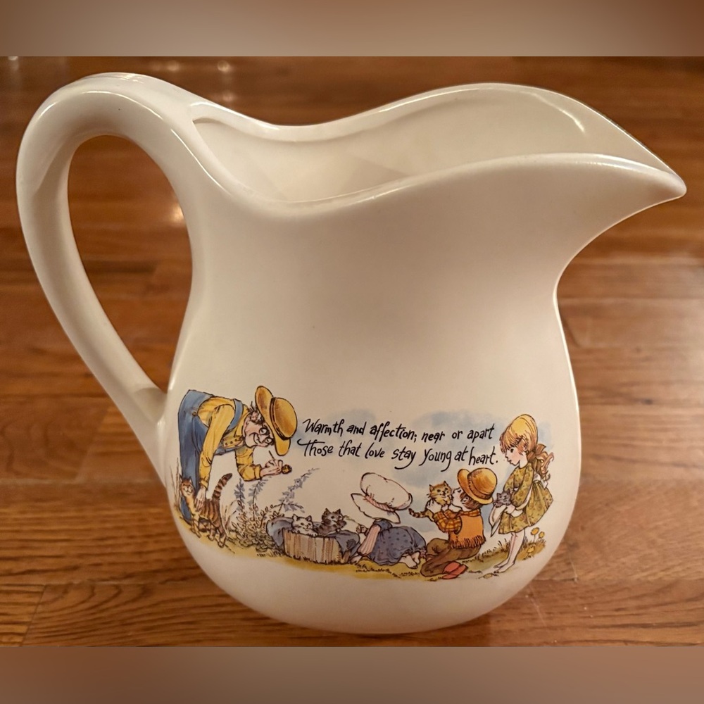 McCoy Pottery Pitcher, Vintage - Picture 1 of 4